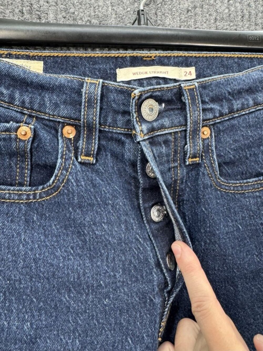 Levis Wedgie Straight Jeans Womens 24x26 Blue Dark Button Fly High Rise Denim - Picture 2 of 11